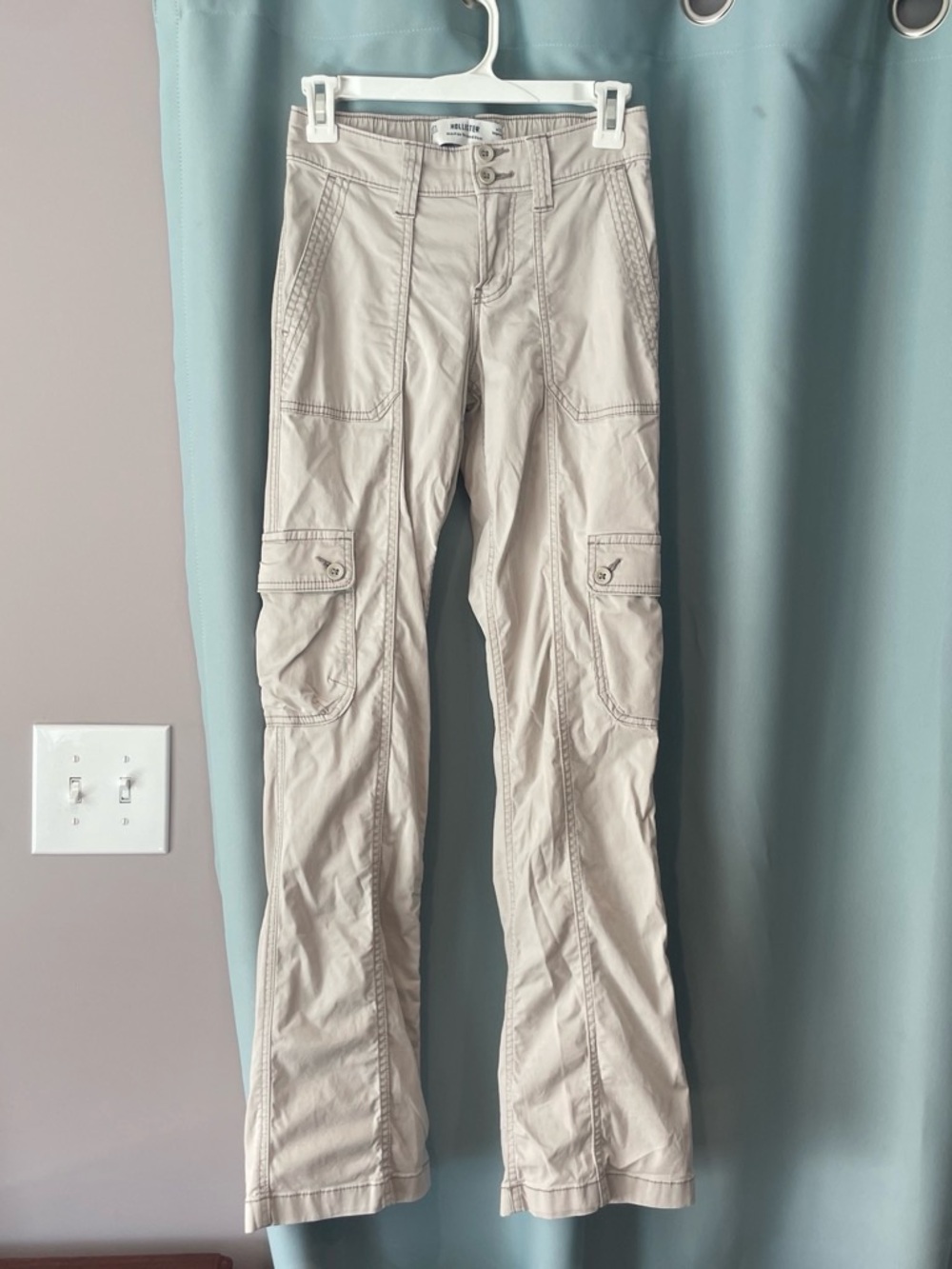 Hollister Tan Mid-rise Bootcut Cargo Pants for Women